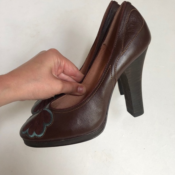 Ted Baker Leather Butterfly Design Platform Pumps - Picture 5 of 8